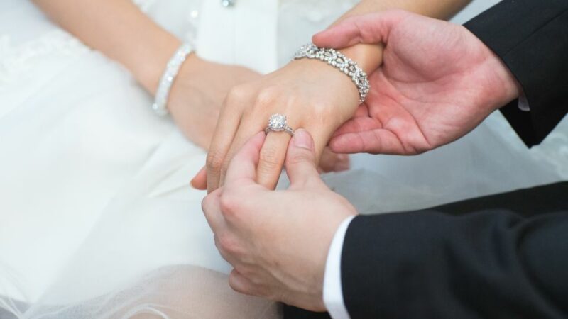 טבעת יהלום לחתונה